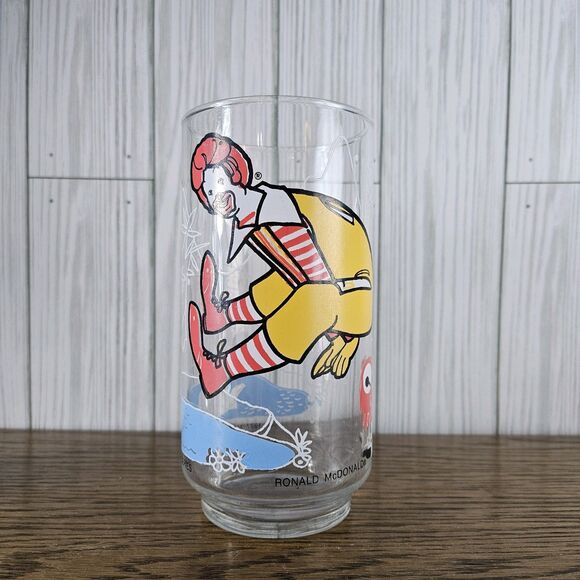 Vintage 1977 McDonalds  "Action Series" - Set Of 4 Collector Glasses Hamburgler+ - Picture 6 of 9